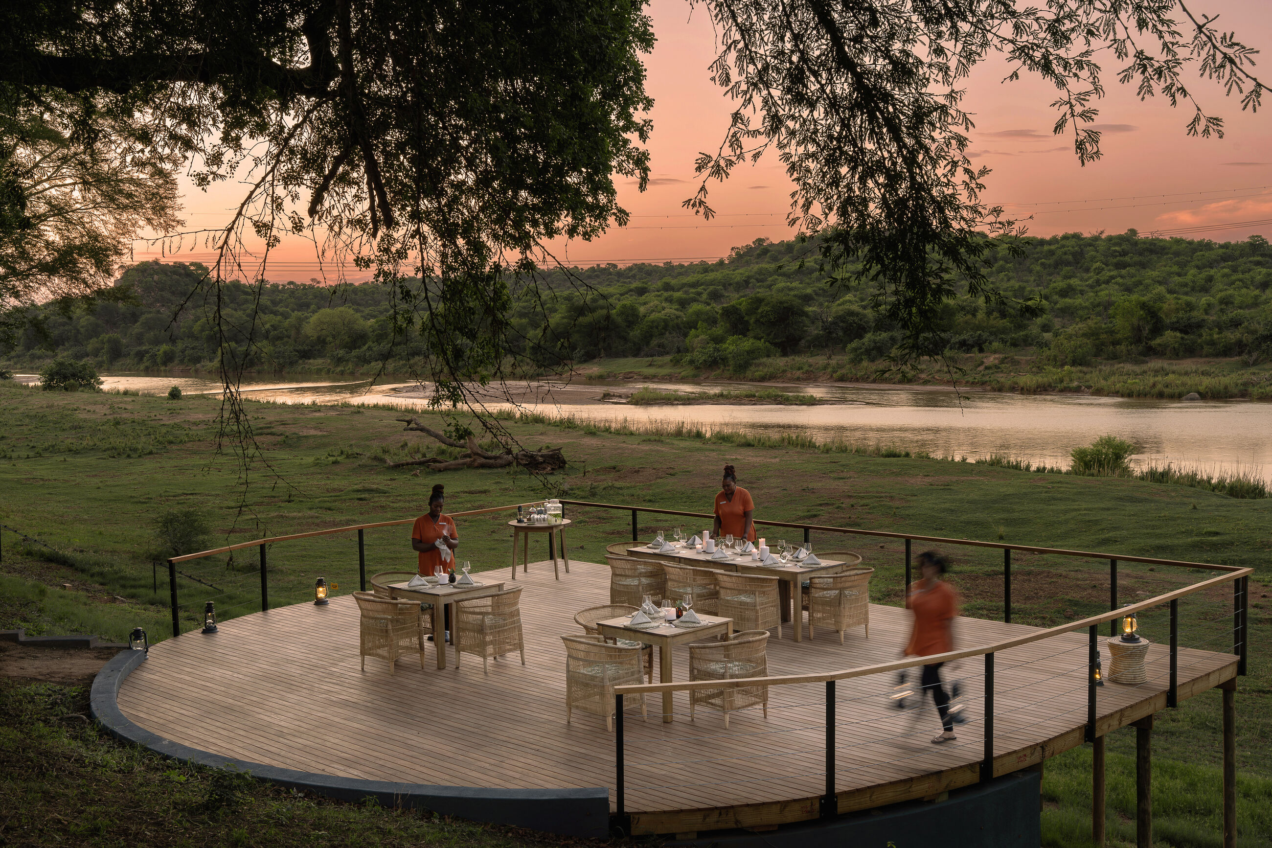 Table setting at dusk