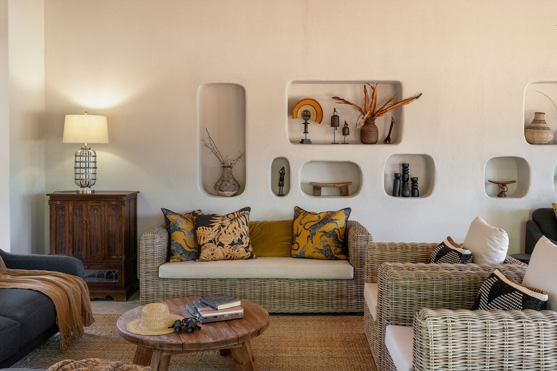 Lodge interior room
