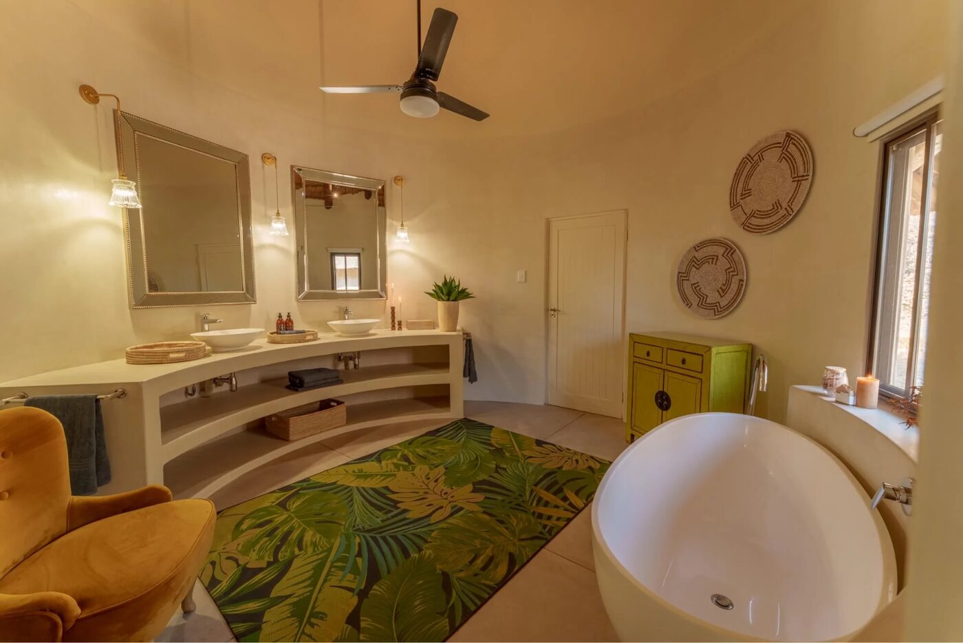 Sashwa bathroom